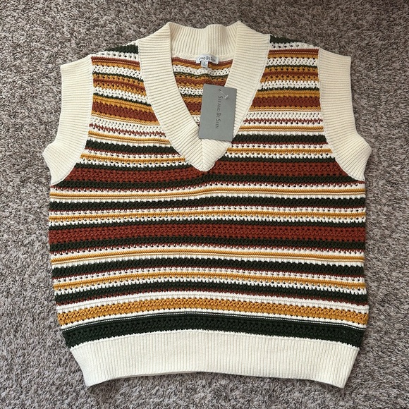 NWT stripe sweater vest - Picture 1 of 3